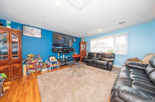 145 Ellison Ave, Roosevelt NY  11575-2115 exterior