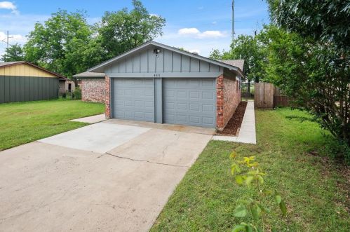 4015 Redstone Rd, Denton, TX 76209-8041