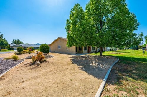 28021 Pebble Beach Dr, Menifee CA  92586-2501 exterior