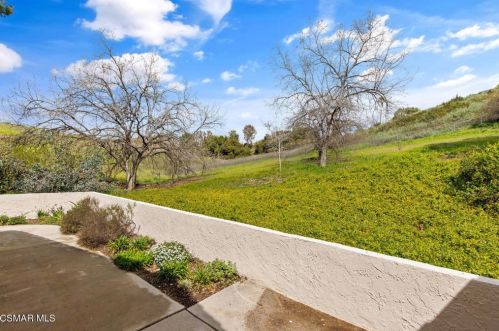 525 Dorado Ct, Calabasas CA  91377-3850 exterior