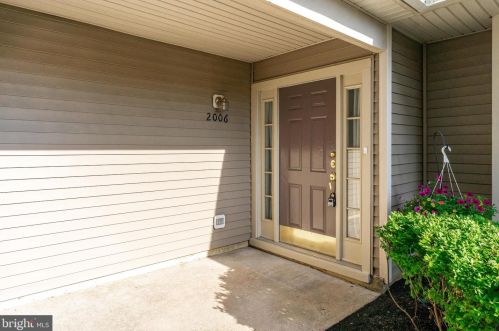 2006 Gramercy Way, Mount Laurel NJ  08054-6731 exterior