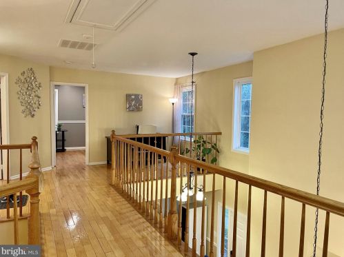 15 Trumbull Ct, Princeton NJ  08540-7060 exterior