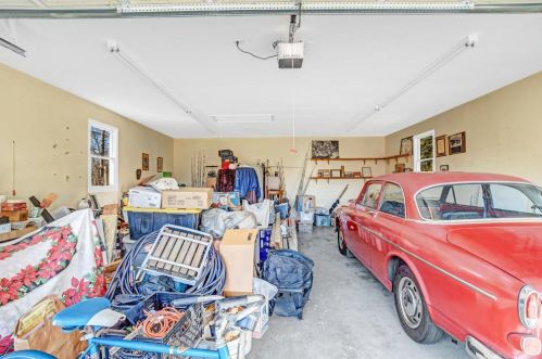 124 Woodland Dr, Bricktown NJ  08723-7433 exterior