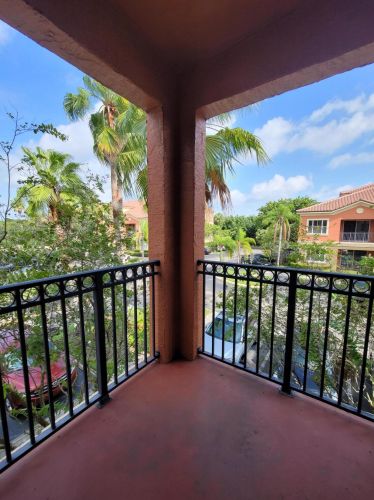 4506 160th Ave, Hollywood FL 33027-4637 exterior