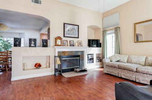 45214 Pickford Ave, Lancaster CA  93534-1382 exterior