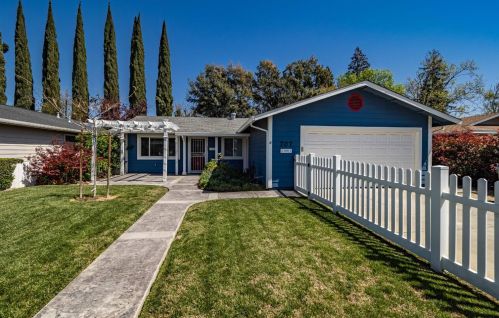 707 Apricot Ave, Winters, CA 95694-1610