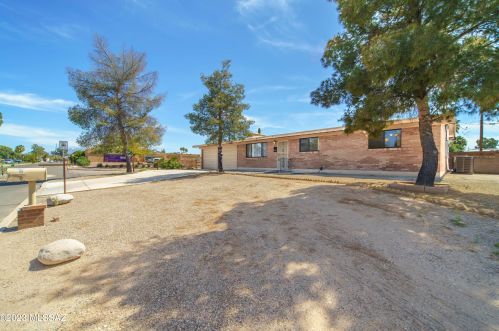 6180 Rosewood St, Tucson AZ  85711-1637 exterior