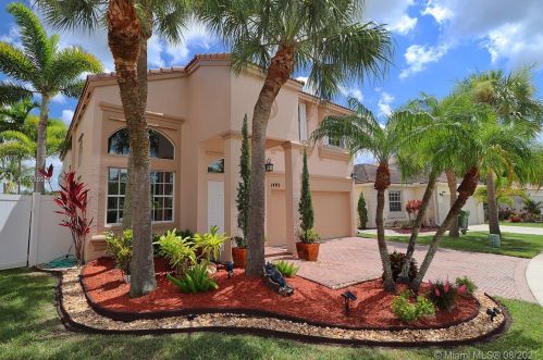 1493 153rd Ave, Hollywood, FL 33028-2451