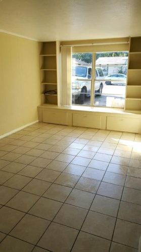 2522 Cunningham St, Irving TX  75062-7104 exterior