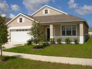 906 15th St, Ruskin, FL 33570-4944