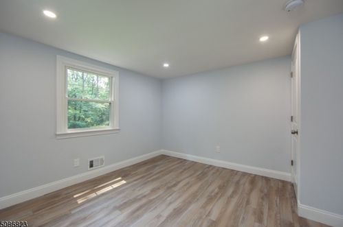 13 Orchard St, Califon NJ  07830-4134 exterior