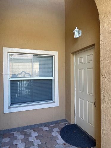 12284 27th St, Hollywood, FL 33025-0766