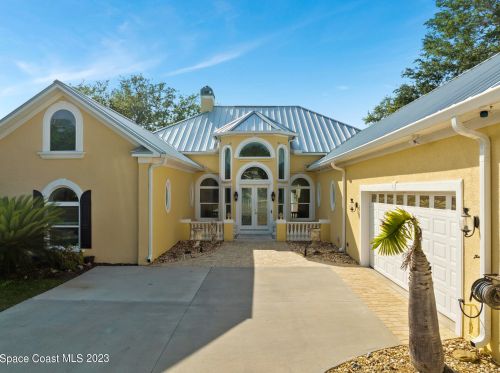 7865 Tropical Trl, Merritt Island, FL 32952-6707