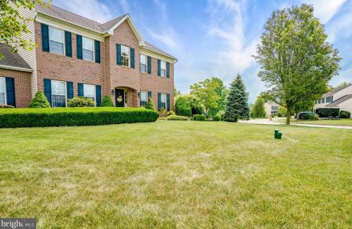 101 Willow Ln, Gilbertsville, PA 19525-8848