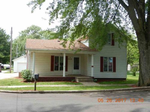 204 Walnut St, Mentone, IN 46539-9001