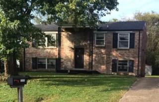 3203 Panorama Dr, Nashville, TN 37218-3122