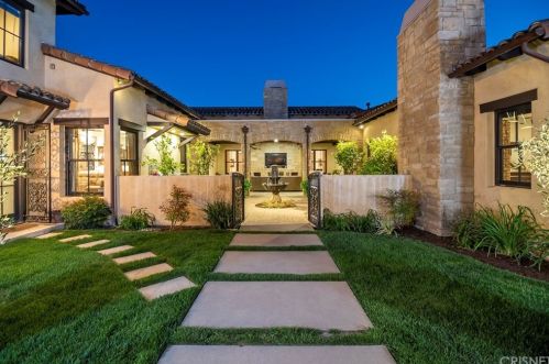 6144 Chesebro Rd, Calabasas CA  91301-1892 exterior