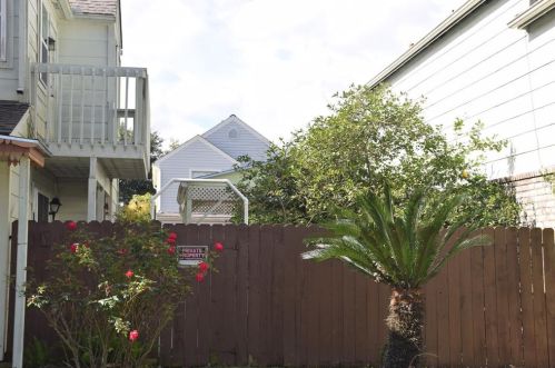 1412 8th St, Morgans Point TX  77571-6208 exterior