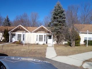 165 Hidden Ridge Dr, Monticello, NY 12701-3072