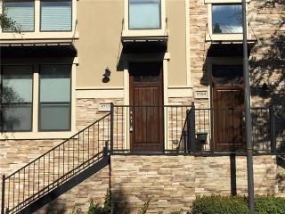 5713 Lunsford Rd, Plano TX  75024-4531 exterior