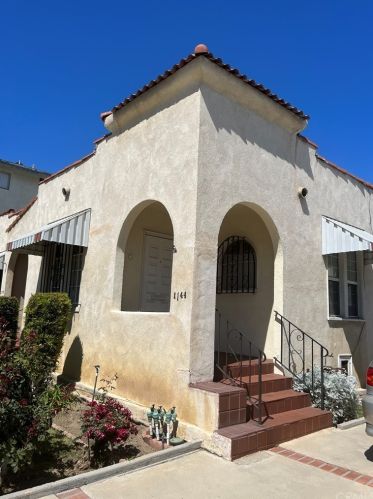 1144 Maryland Ave, Glendale, CA 91207-1607