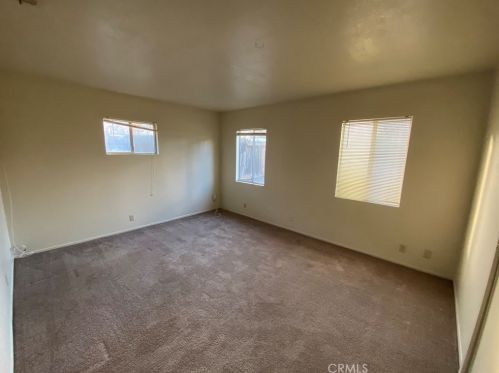 33195 Schaper St, Lake Elsinore CA  92530-6173 exterior