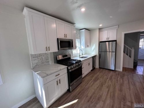 191 West St, Closter NJ  07624-1215 exterior