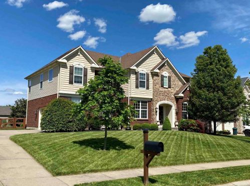 2028 Holderness Dr, Hamilton, KY 41091-8286