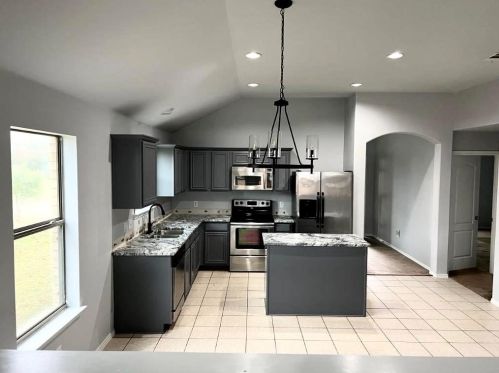 1830 Reynolds St, Lancaster TX  75134-4198 exterior