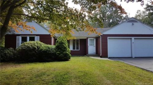 48 Lake Rd, Bozrah, CT 06334-1416