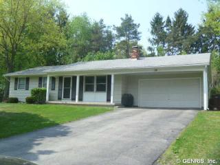 10 Cutter Dr, Rochester, NY 14624-4413