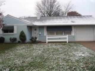 2717 Fairmont Ln, Sandusky, OH 44870-5913