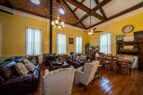 11029 Wengerlawn Rd, Brookville, OH 45309-9743