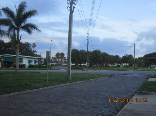 7419 1st Ave, Saint Petersburg, FL 33710-7416