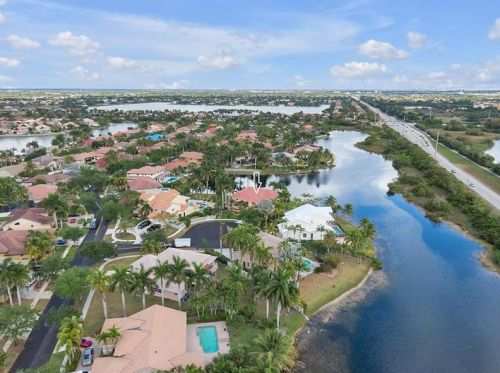 1333 175th Way, Hollywood FL  33029-4824 exterior