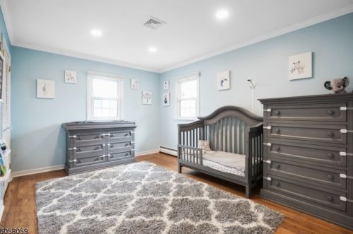 43 Prospect St, Verona NJ  07044-1500 exterior