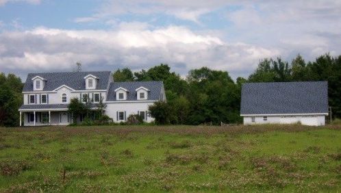 726 Middle Rd, Willsboro Point, NY 12996-4800
