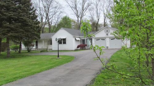 145 Vassar Rd, Poughkeepsie NY  12603-5449 exterior