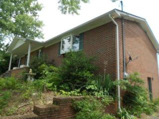 3016 Hills Dr, Maryville, TN 37803-0472