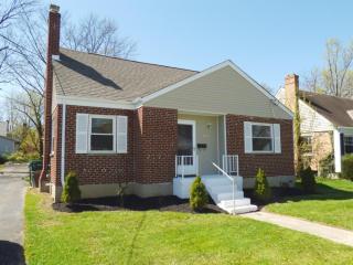 6829 Whitehall Ave, Cincinnati, OH 45230-2949