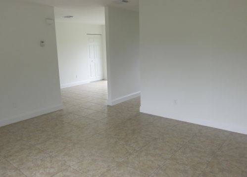 837 Belmont Cir, Fort Pierce FL  34953-6339 exterior