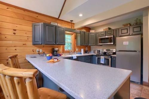 16512 Log Home Rd, Laurelville OH  43135-9641 exterior