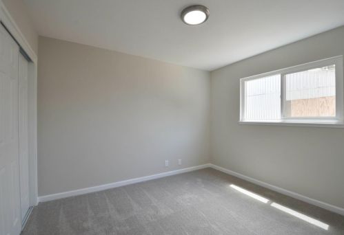 2020 Tokay Ave, Turlock CA  95380-4345 exterior