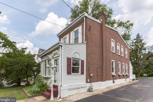 448 Crooked Ln, Norristown, PA 19406-2607