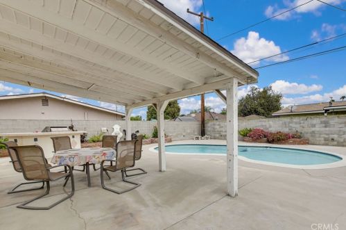 223 Benbow St, Covina CA 91722-2909 exterior