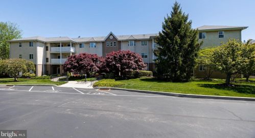 112 Paoli Pointe Dr, Paoli, PA 19301-1376