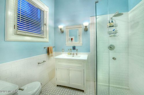 520 4th Ave, Tucson AZ  85705-8450 exterior
