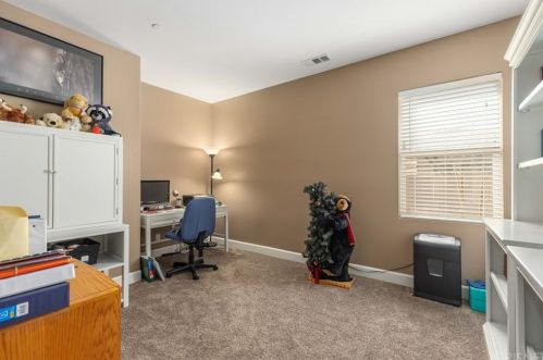 1724 Milling St, Lancaster CA exterior