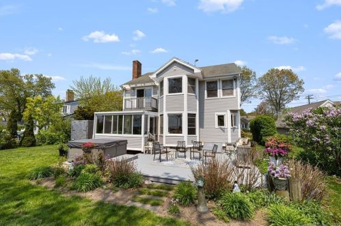 259 Housatonic Dr, Milford CT  06460-4935 exterior