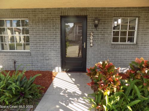 3084 Sir Hamilton Cir, Titusville, FL 32780-4958